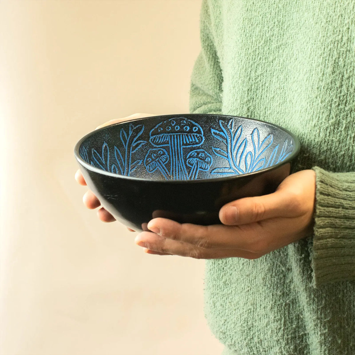 Aluminium Singing Bowl - Magic Mushroom Design - Blue 20cm