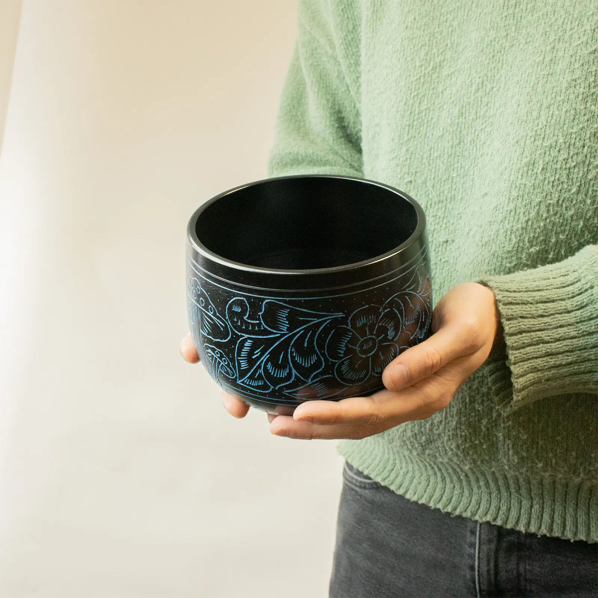 Cauldron Singing Bowl - Magic Mushroom Design - Blue 15cm