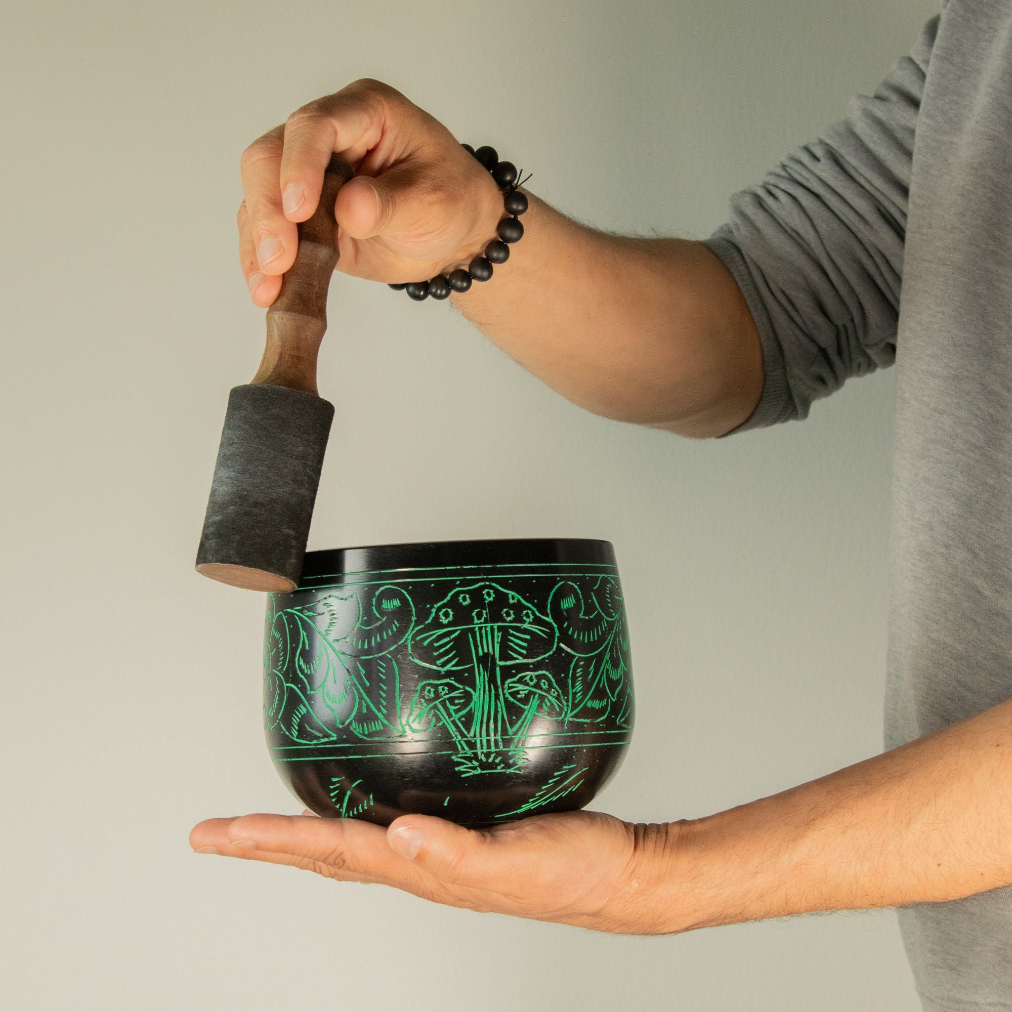 Cauldron Singing Bowl - Magic Mushroom Design - Green 15cm