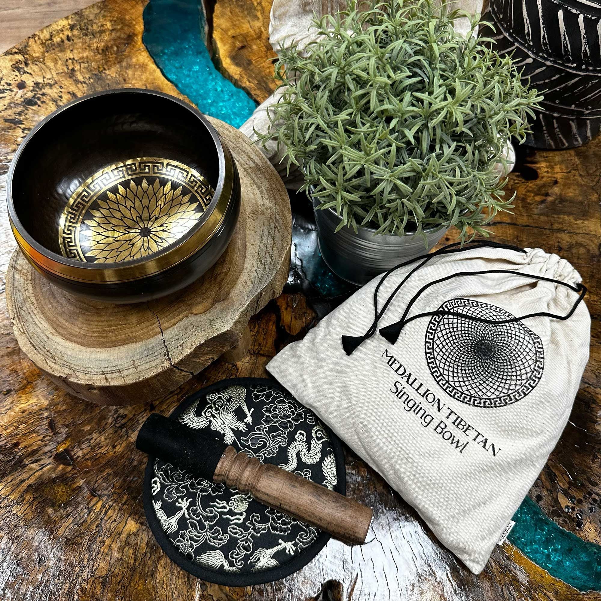 Round Medallion Hand Beaten Engraved Singing Bowl Gift Set - 14cm