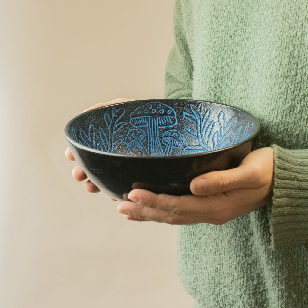 Aluminium Singing Bowl - Magic Mushroom Design - Blue 20cm