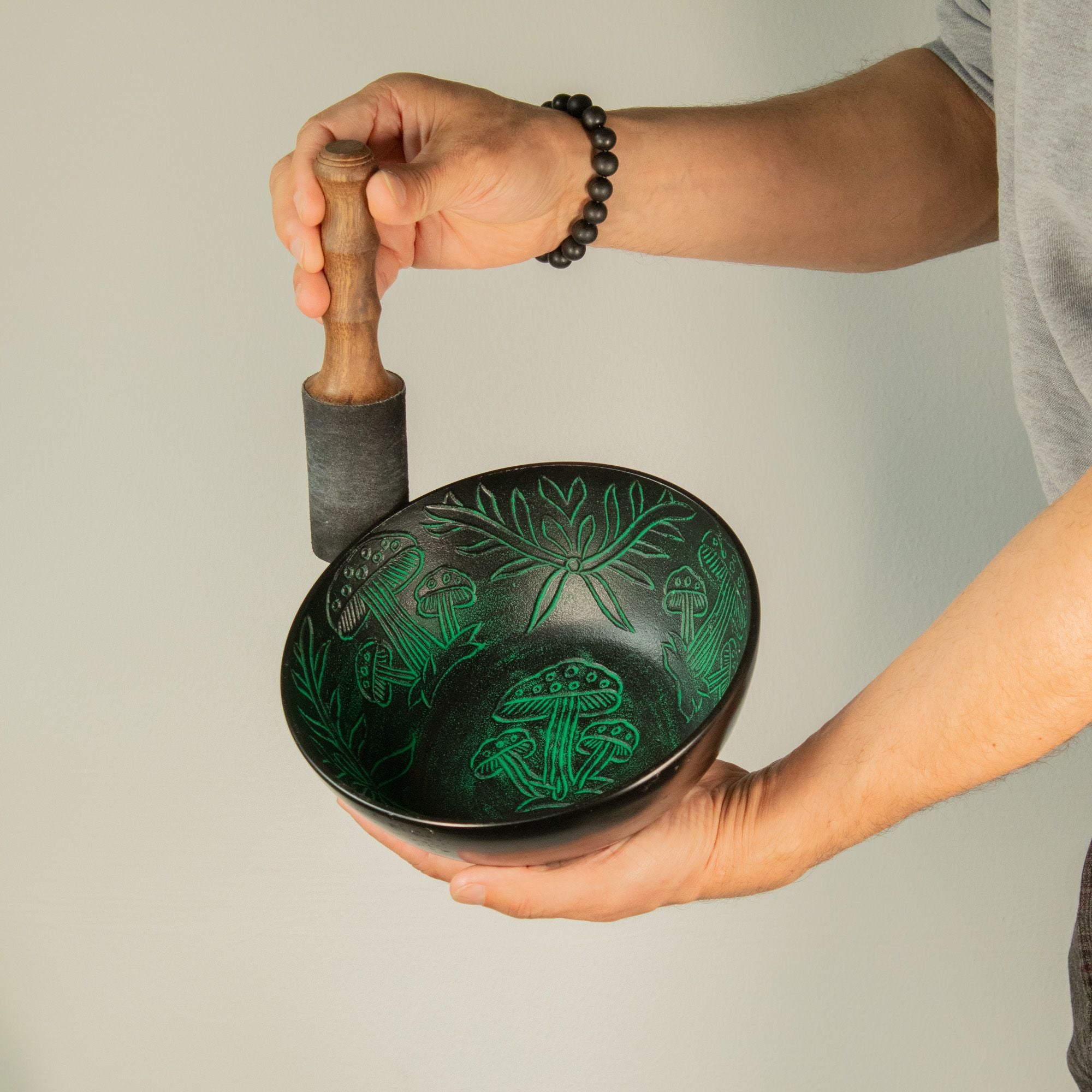 Aluminium Singing Bowl - Magic Mushroom Design - Green 20cm