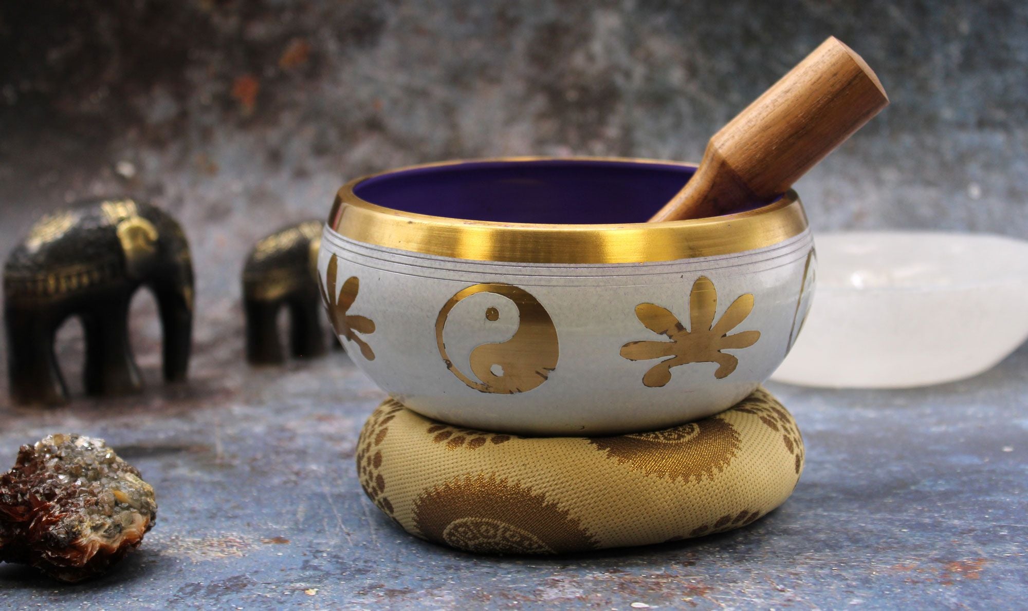 Large Yin & Yang Tibetan Singing Bowl Set - White and Purple 14cm