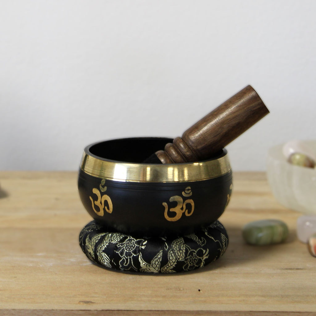 Yoga Om Singing Bowl Gift Set - 9cm